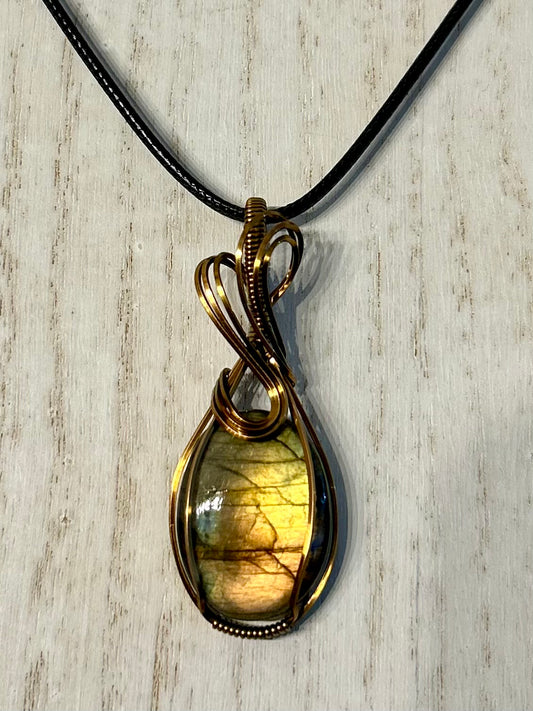 Labradorite Copper Wire Wrapped Pendant